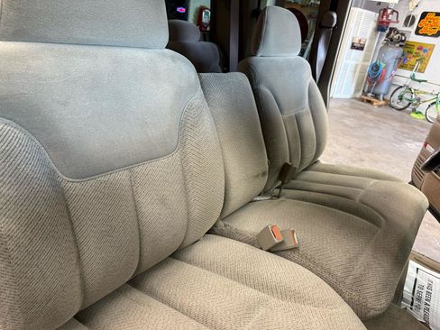 Used 1998 Chevrolet Silverado 1500 2WD Extended Cab w/ Preferred Equipment Group 2 image 21