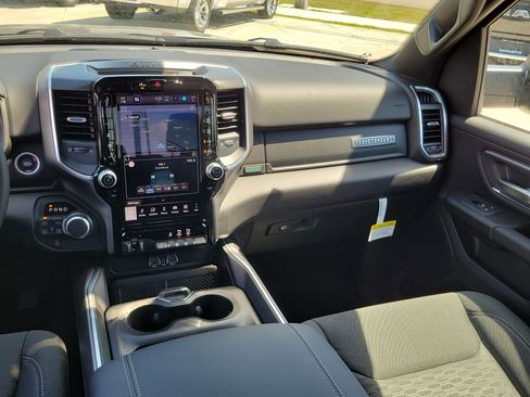 New 2026 RAM 1500 Big Horn AWD/4WD image 17