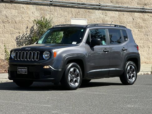 Used 2017 Jeep Renegade Sport w/ Power & Air Group FWD image 7