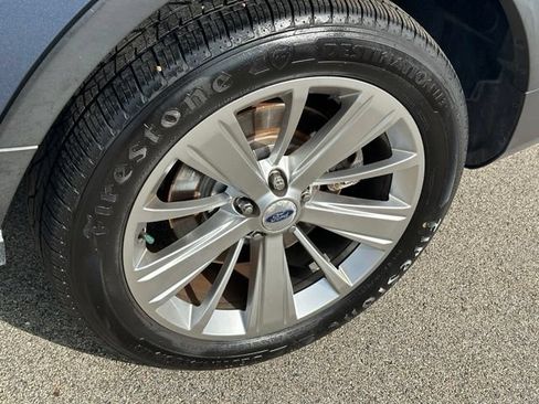 Certified 2019 Ford Explorer Limited w/ Class III Trailer Tow Package AWD/4WD image 8