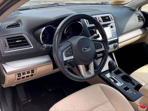 Used 2016 Subaru Legacy 2.5i Premium AWD/4WD image 8