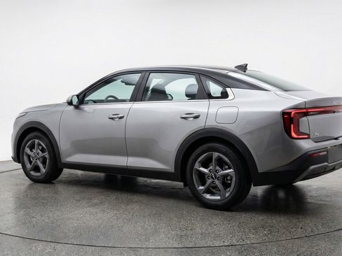 Used 2025 Kia K4 FWD image 6