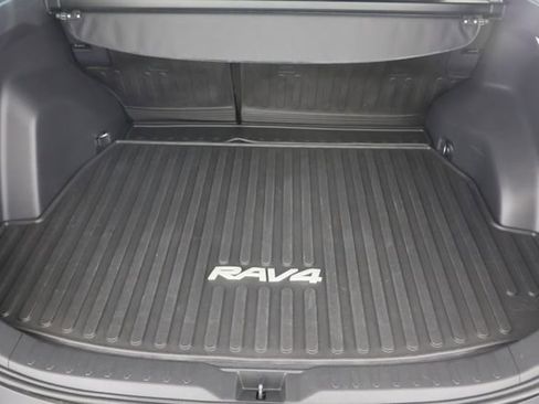 Used 2024 Toyota RAV4 LE AWD/4WD image 19