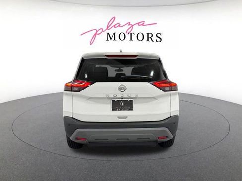 Used 2022 Nissan Rogue S FWD image 5