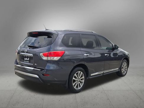 Used 2014 Nissan Pathfinder SL w/ Cargo Package FWD image 6