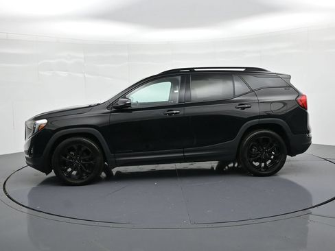 Used 2021 GMC Terrain SLT w/ Infotainment Package II FWD image 9
