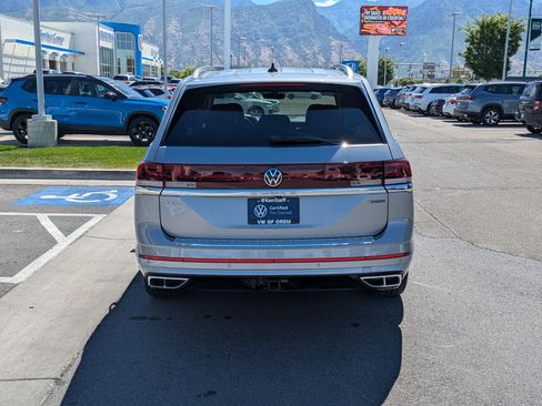 Used 2024 Volkswagen Atlas SEL Premium R-Line AWD/4WD image 7
