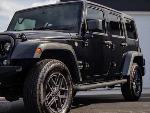 Used 2016 Jeep Wrangler Unlimited Sport w/ Quick Order Package 24S AWD/4WD image 7