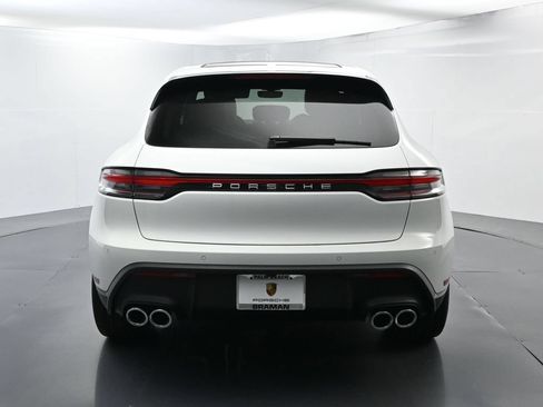 Certified 2025 Porsche Macan AWD/4WD image 13
