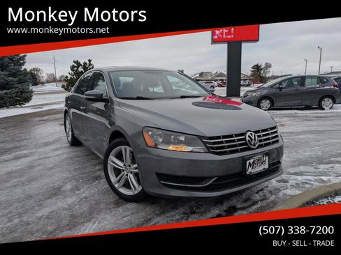 Used 2015 Volkswagen Passat TDI SE image 1