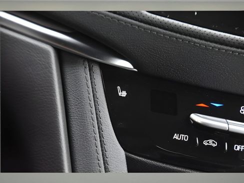 Used 2026 Cadillac XT5 Luxury w/ LPO, Floor Liner Package FWD image 36