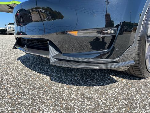 Used 2021 Tesla Model Y Performance image 32