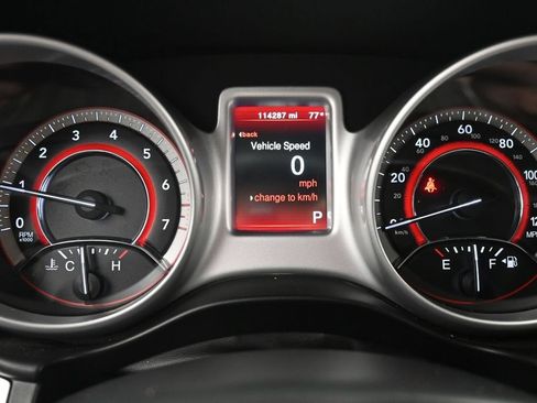 Used 2017 Dodge Journey SE FWD image 14