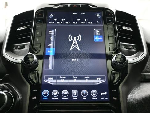Used 2019 RAM 1500 Big Horn AWD/4WD image 36