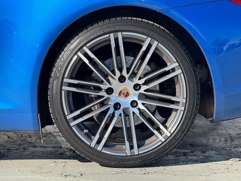 Used 2014 Porsche 911 Carrera image 3