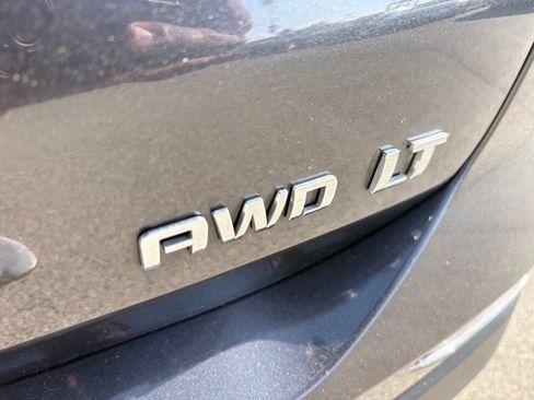 Used 2023 Chevrolet Equinox LT AWD/4WD image 25