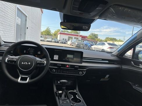 New 2026 Kia K5 LXS image 34