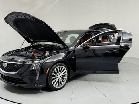 Certified 2025 Cadillac CT5 Premium Luxury w/ Platinum Package image 9