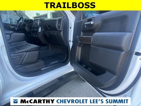 Used 2019 Chevrolet Silverado 1500 LT Trail Boss image 41