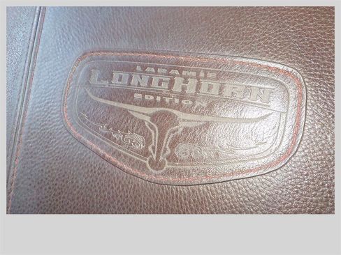 Used 2018 RAM 2500 Longhorn w/ Longhorn Southfork Package AWD/4WD image 12