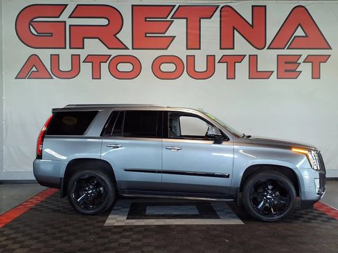 Used 2020 Cadillac Escalade Luxury w/ Escalade Sport Edition AWD/4WD image 1