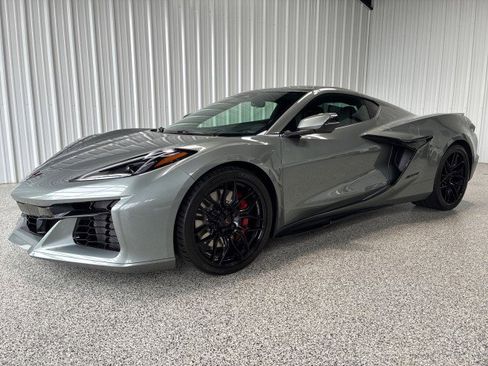 Used 2024 Chevrolet Corvette Z06 RWD image 1