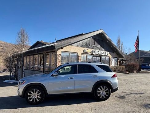 Used 2025 Mercedes-Benz GLE 450 4MATIC image 10