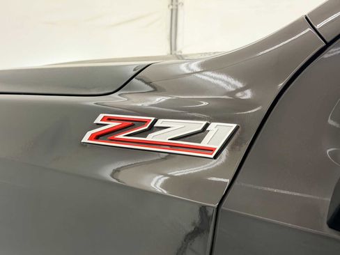 Used 2021 Chevrolet Tahoe Z71 w/ Z71 Off-Road Package image 12