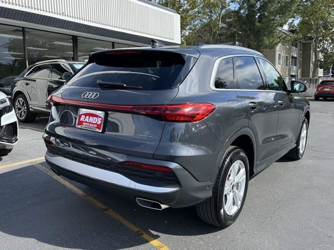 Used 2025 Audi Q5 Premium w/ Convenience Package AWD/4WD image 7