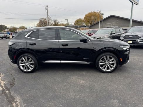 Used 2022 Buick Envision Avenir w/ Technology Package II image 2