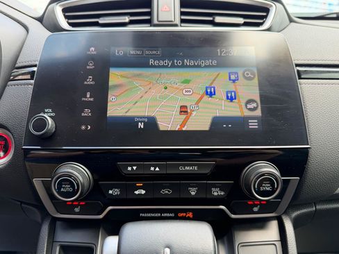 Used 2018 Honda CR-V Touring image 32