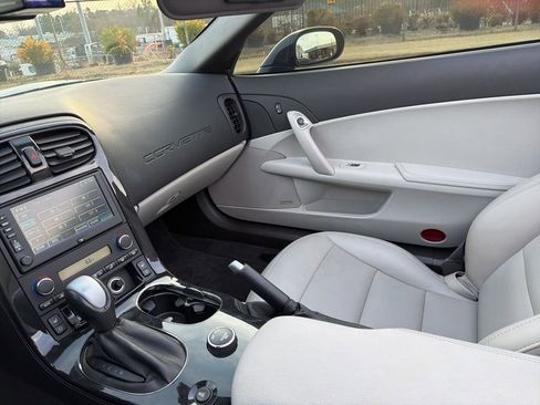 Used 2013 Chevrolet Corvette Grand Sport w/ 3LT Preferred Equipment Group image 33