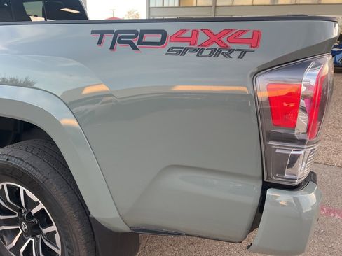 Used 2023 Toyota Tacoma TRD Sport image 7