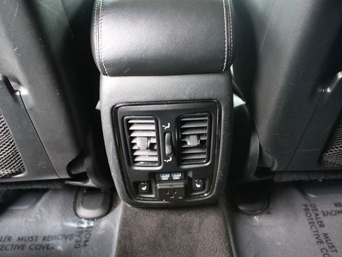 Used 2018 Dodge Durango SRT w/ Trailer Tow Group IV image 35