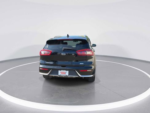 Used 2017 Kia Niro Touring FWD image 7
