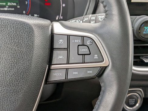 Used 2024 Toyota Grand Highlander XLE image 12