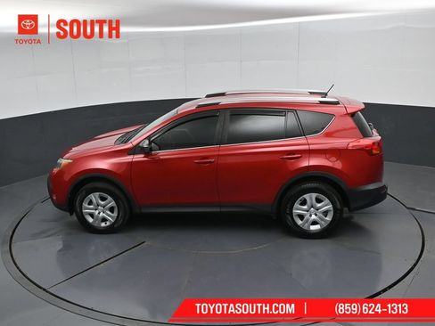 Used 2015 Toyota RAV4 LE AWD/4WD image 47