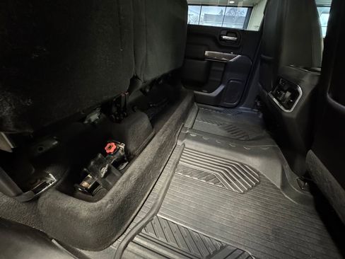 Used 2020 Chevrolet Silverado 2500 LTZ w/ LTZ Premium Package image 33