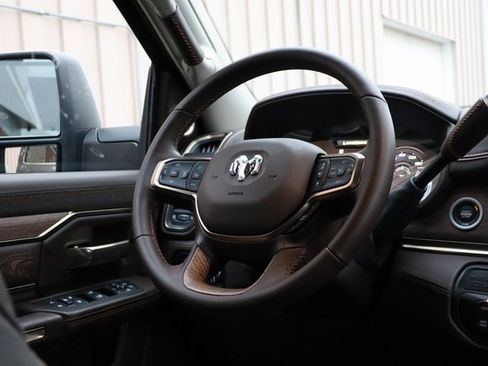 Used 2025 RAM 3500 Longhorn image 54