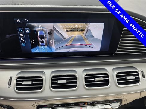 Used 2025 Mercedes-Benz GLE 53 AMG 4MATIC image 23