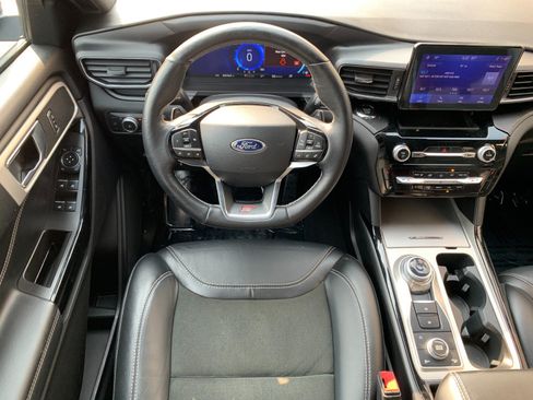Used 2022 Ford Explorer ST AWD/4WD image 28