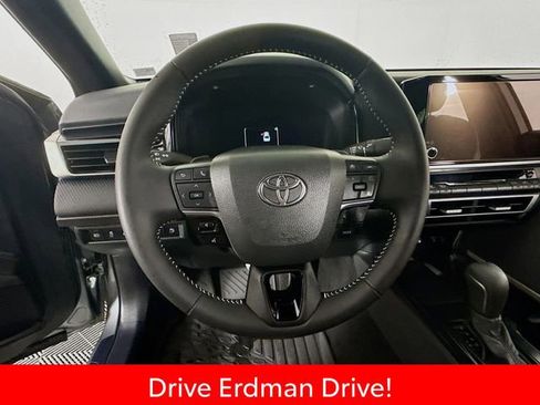 Certified 2025 Toyota Camry SE image 11