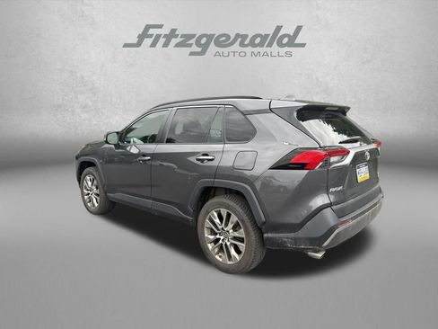 Used 2019 Toyota RAV4 Limited w/ Advanced Technology Package AWD/4WD image 5