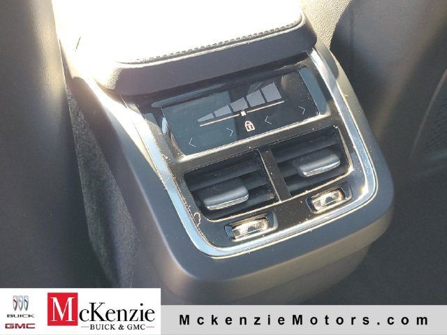 Used 2018 Volvo XC90 T6 Inscription w/ Convenience Package AWD/4WD image 27