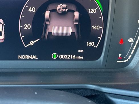 Certified 2025 Honda Accord Sport image 31