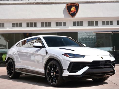 Used 2023 Lamborghini Urus S AWD/4WD image 1