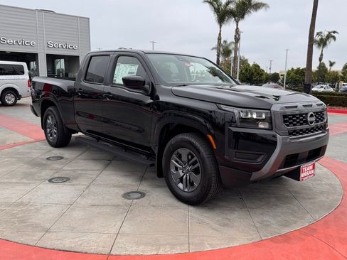 New 2026 Nissan Frontier SV w/ SV Convenience Package image 2