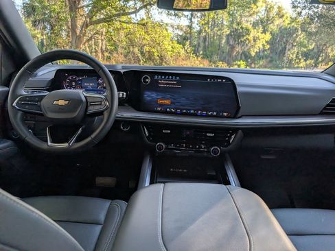 Used 2025 Chevrolet Tahoe Premier image 13