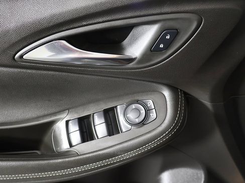 Used 2024 Buick Encore GX Sport Touring image 29