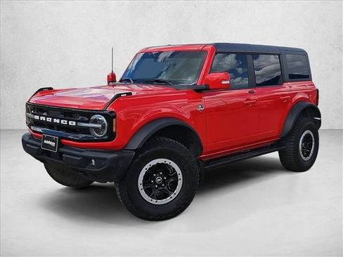 Used 2023 Ford Bronco Outer Banks w/ Sasquatch Package image 1